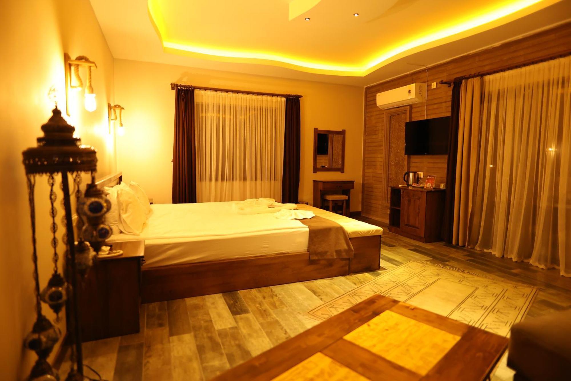El Nazar Stone Suite Uchisar Exterior photo