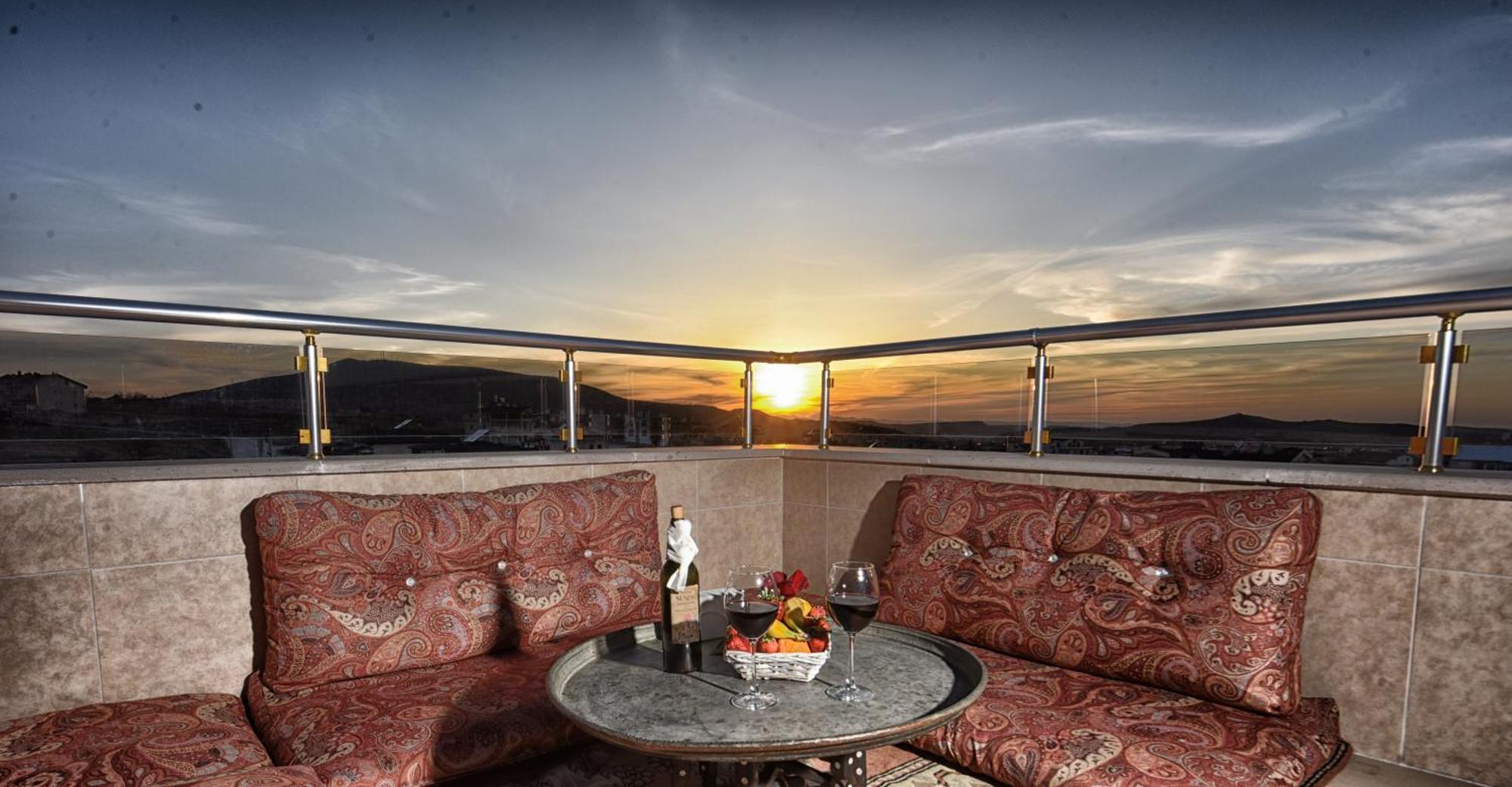 El Nazar Stone Suite Uchisar Exterior photo