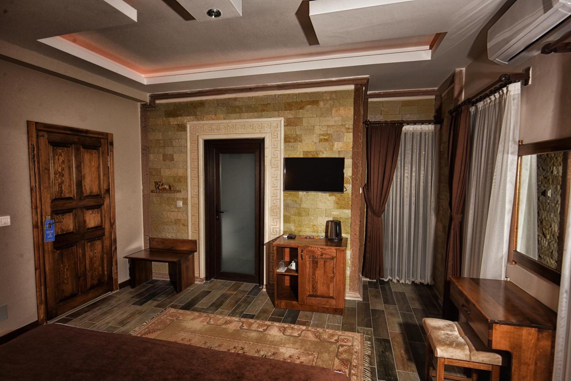 El Nazar Stone Suite Uchisar Exterior photo